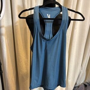 Vuori lux Performance Tank Small